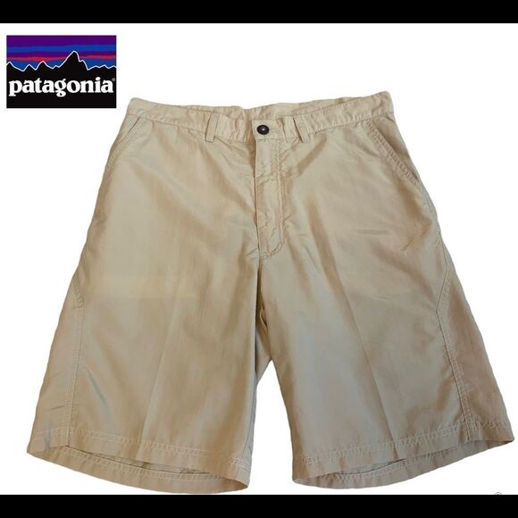 PATAGONIA Men’s Beige Tan Bermuda Shorts Sz 34 - Picture 8 of 8